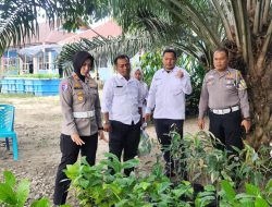“Polisi dan Pelajar Bersatu Jaga Bumi!” Kasatlantas Polres Kampar Sambangi SMKN 1 Kuok, ‘Green Policing’ Jadi Jembatan Erat!