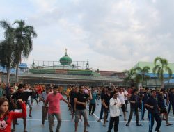 Senam Pagi Warga Binaan Lapas Pekanbaru : Wujudkan Tubuh Sehat, Jiwa Kuat