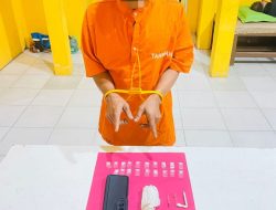 “Polsek Tapung Hilir Ungkap Jaringan Narkoba, Amankan Pengedar & 3 Gram Shabu, Kapolsek: ‘Tindak Tegas Pelaku Narkoba’!”