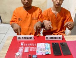 Dua Pengedar Sabu-Sabu di Tangkap di Desa Teratak Buluh Sita 8 Paket Sabu-sabu