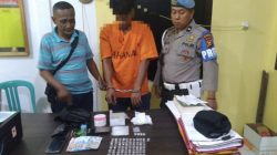 Polsek XIII Koto Kampar Berantas Narkoba, Pengedar Sabu Dikebun Sawit Diringkus – Ditemukan 55 Paket Sabu Dan Barang Bukti Beragam